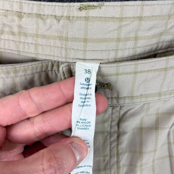 Lululemon Plaid Chino Golf Shorts Men's 38 10.5" Inseam Beige Nylon Spandex - Picture 3 of 11